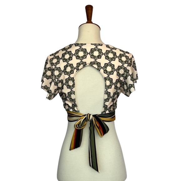 Retro Green Geometric Ruffled Wrap Top Bikini - Picture 6 of 16